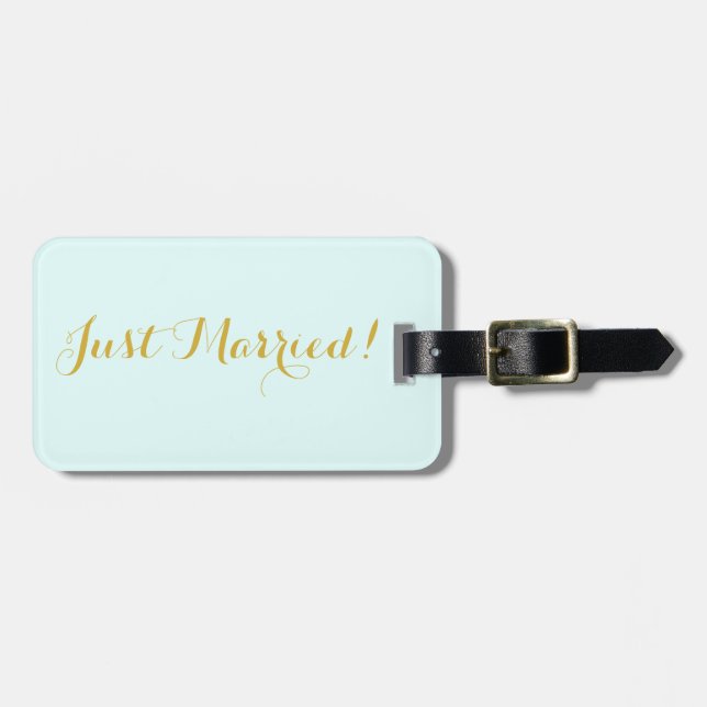 Gerade verheiratet im gepäckanhänger (Vorderseite horizontal)