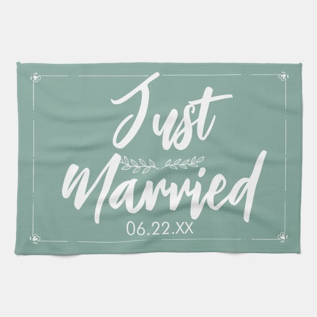 Gerade verheiratet mit Hochzeitstag Geschenk Küche Geschirrtuch (Horizontal)