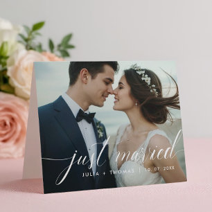 Gerade verheiratete Hochzeitsanzeige gefaltete Kar Ankündigung
