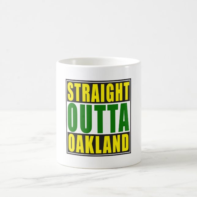 Gerades Outta Oakland Grün Kaffeetasse (Mittel)