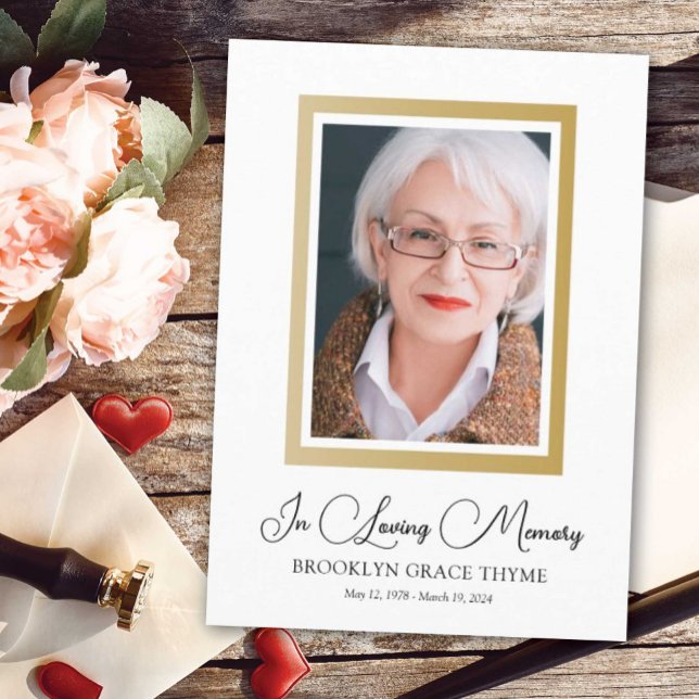 Gerahmt in Imitate Gold Foto Memorial Program Programm (Von Creator hochgeladen)