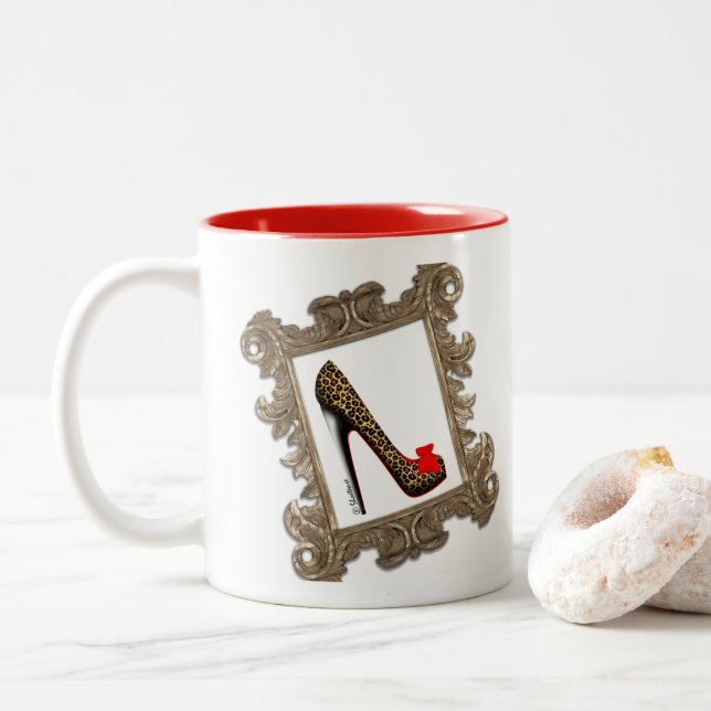 Gerahmte Leopard-Stiletto-Tasse mit hohem Absatz Zweifarbige Tasse (Mit Donut)