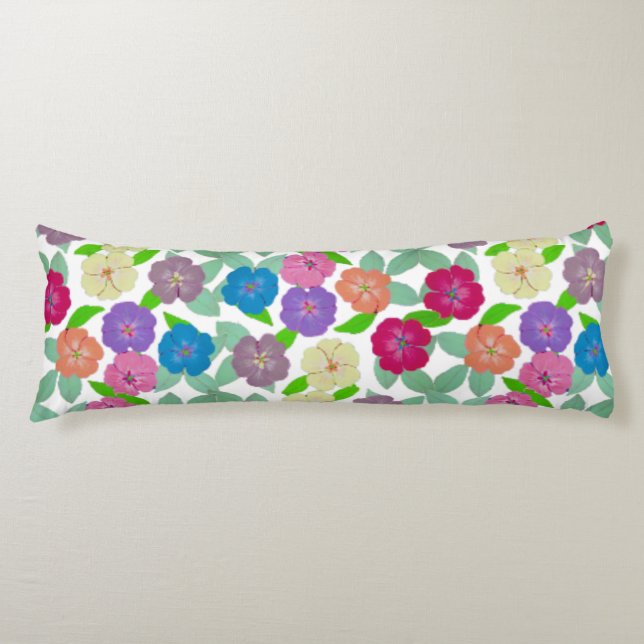 Geranium Blume Body Pillow Seitenschläferkissen (Vorderseite)