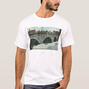 Gerichts-Straße Brücke und Genesee am Hochwasser T-Shirt