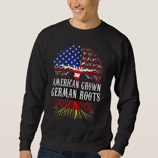 German Roots American Grown Tree Flag USA Germany Sweatshirt (Vorderseite)