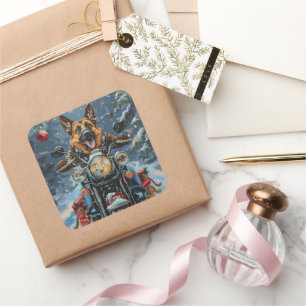 German Shepherd Dog Riding Motorrad Weihnachten Quadratischer Aufkleber