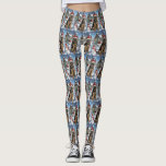 German Shepherd Winter Wonderland Christmas Joy Leggings<br><div class="desc">Dieses festliche Design spiegelt den fröhlichen Geist der Urlaubssaison wider und besticht durch ein hübsches Jungtier mit einer Weihnachtsmannmütze. Der Hund ist eingebettet in ein winterliches Wunderland, mit einem Schneemann, einem dekorierten Weihnachtsbaum und wunderschön verpackten Geschenken. Schneeflocken fallen sanft ab und geben der Szene eine magische Touch, während die lebhaften...</div>