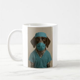 German Shorthaired Pointer in Scrubs Kaffeetasse