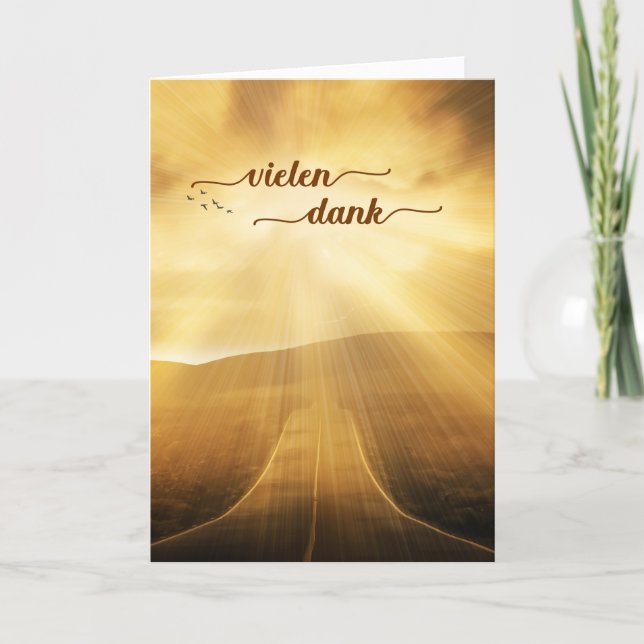 German Vielen Dank Sunlit Endless Road Dankeskarte (Vorderseite)