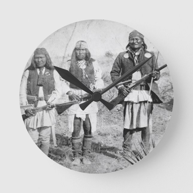 Geronimo and three of his Apache warriors, 1886 Runde Wanduhr (Vorderseite)