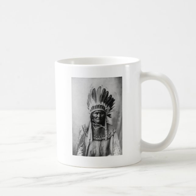 Geronimo Tasse (Rechts)
