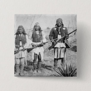 Geronimo und drei seiner Apache-Krieger, 1886 (b Button