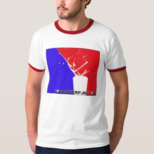 Gesamtbier Pong Wecker-T-Shirt T-Shirt (Vorderseite)