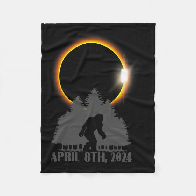 Gesamtes Solar Eclipse Sasquatch Artwork - Big Foo Fleecedecke (Vorderseite)