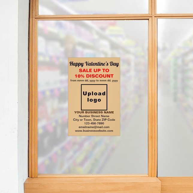 Geschäfts-Valentinstag-Verkauf auf hellbraunem Fot Fotodruck (Business Valentine sale on light brown photo paper. Signage to attract more customers.)