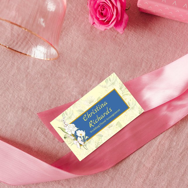 Geschäftskarte für das moderne White Rose Floral L Visitenkarte (Von Creator hochgeladen)