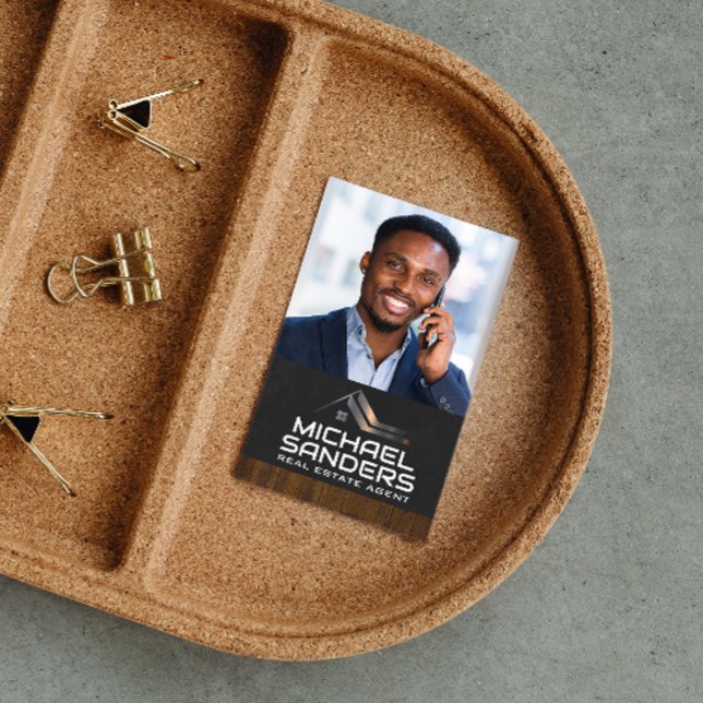 Geschäftsmann am Telefon | Real Anwesen Agent Visitenkarte (Von Creator hochgeladen)