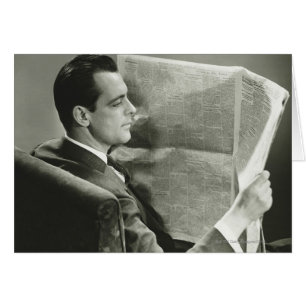 Geschäftsmann beim Lesen der Zeitung