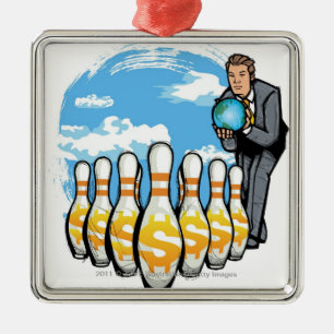Geschäftsmann-Bowling eine Kugel in Richtung zu Silbernes Ornament