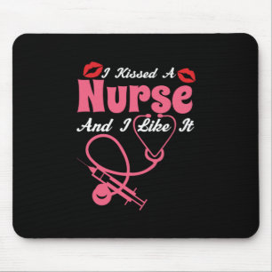 Geschenk für Krankenschwester Ich küsste eine Kr Mousepad
