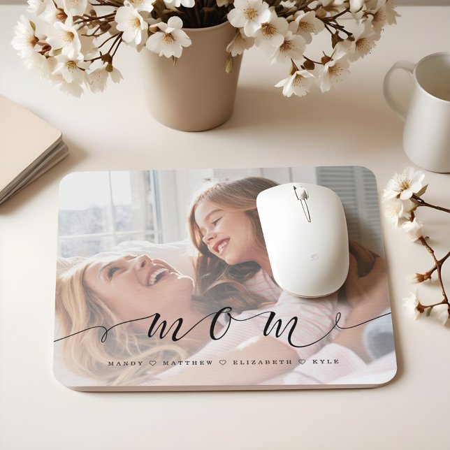 Geschenk für Mama | Mama Black Script Overlay Foto Mousepad (Gift for Mom | Mom Black Script Overlay Photo Mouse Pad)