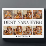 Geschenk für Nana Foto Collage Plaque mit Easel Fotoplatte<br><div class="desc">Nana Lieben bekommen personalisierte Geschenke von ihren Kindern und Enkeln, warum geben sie ihr nicht das ultimative Geschenk in diesem Jahr? Gib ihr eine Foto-Collage, die alle ihre Lieblings-Erinnerungen mit ihren Lieben zeigt! Dieses einfache und schöne Geschenk wird Nana sicher ein Lächeln ins Gesicht bringen. Außerdem ist es eine großartige...</div>