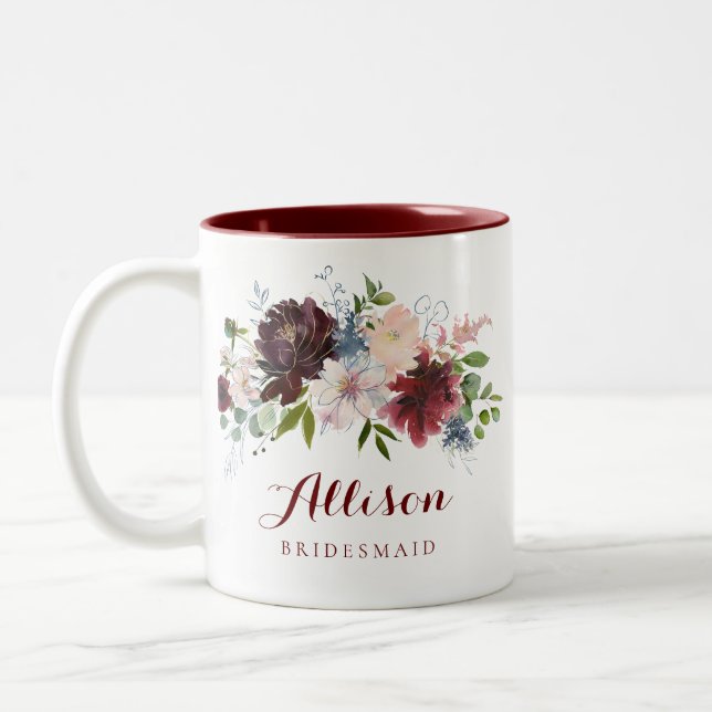 Geschenk von Navy Burgundy Floral Bridesmaid Zweifarbige Tasse (Links)
