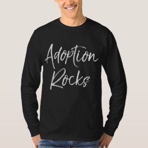 Geschenke für die niedliche passende Adoption für  T-Shirt