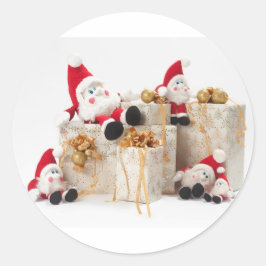 Geschenke und Gnome Runder Aufkleber