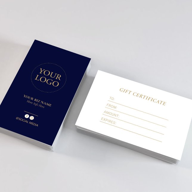 Geschenkgutschein für moderne Navy & Gold-Business Visitenkarte (Von Creator hochgeladen)