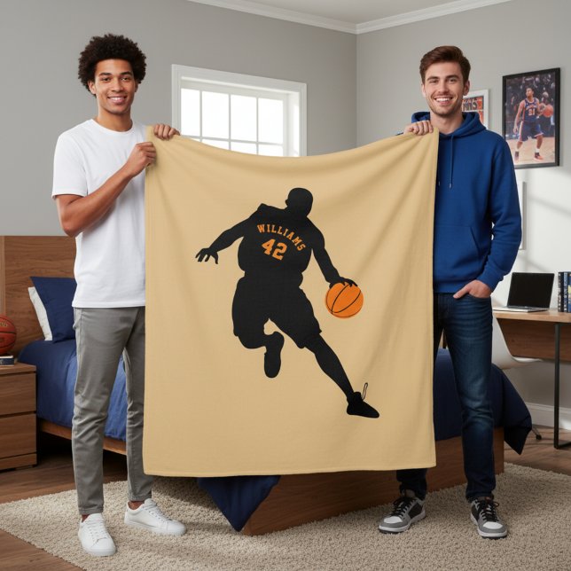 Geschenkidee für einen Basketballspieler: Fleece B (Custom name and jersey number basketball player blanket!)