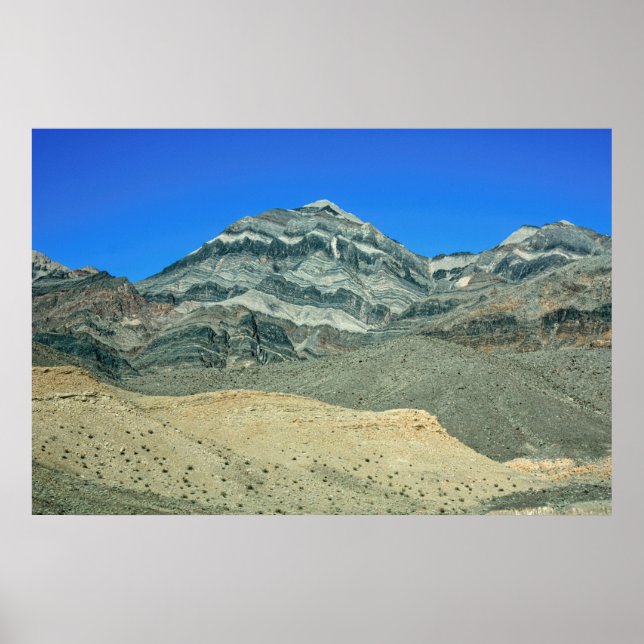 Geschichtete Gipfel der Mojave-Wüste Poster (Vorne)