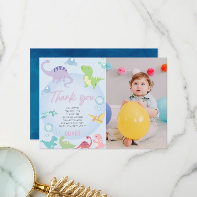 Geschlechtsneutraler Dinosaurier-Pool Party Geburt Dankeskarte (Vorderseite/Rückseite Beispiel)