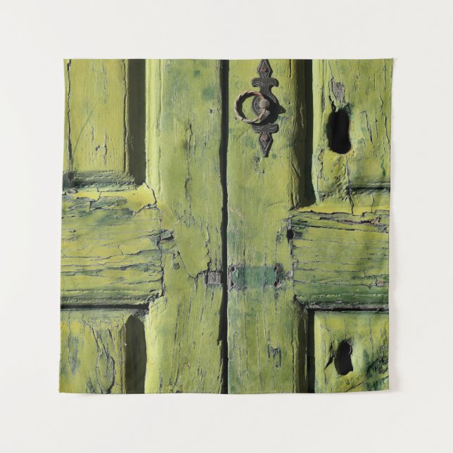 Geschlossene braune Holztür mit 2 Paneelen Wandteppich (Vorderseite)