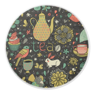 Geschmackvolle helle Tee-Karte Keramikknauf