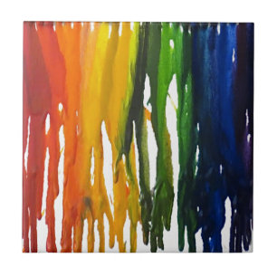 Geschmolzener Zeichenstift auf Kampagne Fliese