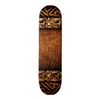 Geschnitztes hölzernes Muster Skateboard