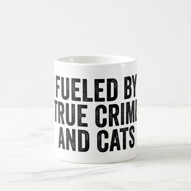 Geschürt durch wahre Kriminalität und Katzen Kaffeetasse (Mittel)