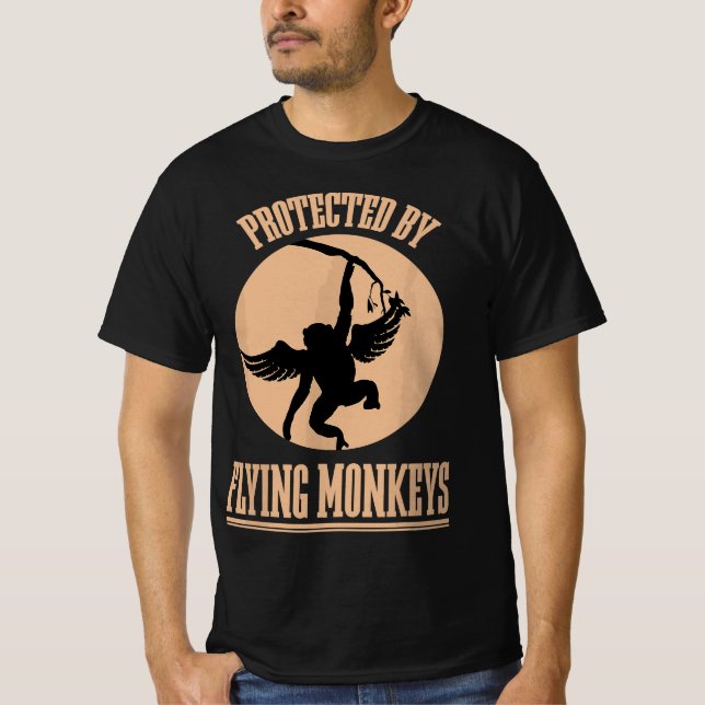 Geschützte Zauberer für OZ-WeckHexe fliegen T-Shirt (Vorderseite)