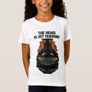 Geschwindigkeit im Stil, die Straße ist meine Pist T-Shirt