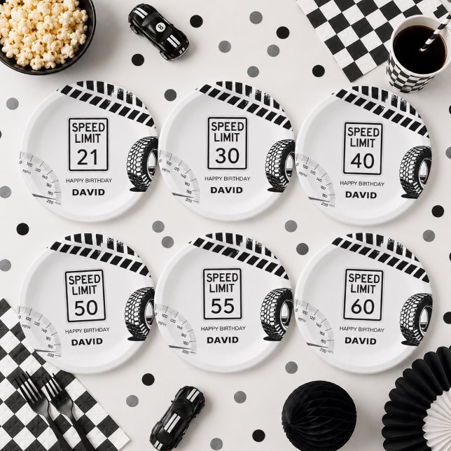Geschwindigkeitsbegrenzung Geburtstag jedes Alters Pappteller (Speed Limit sign birthday party paper plates Any Age)