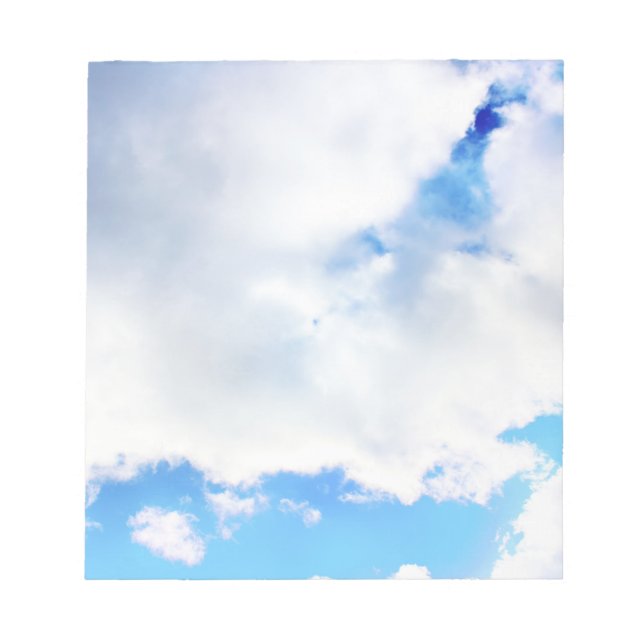 Geschwollene weiße Wolken und blauer Himmel Notizblock (Vorderseite)