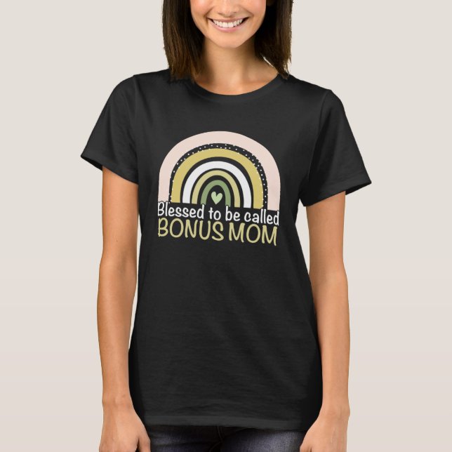 Gesegnet als Bonus-Mama Boho Rainbow Niedlich T-Shirt (Vorderseite)