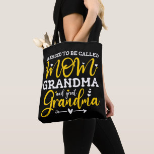 Gesegnet, Mama, Oma und Ur-Oma genannt zu werden