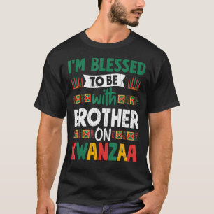 Gesegnet mit Bruder auf Kwanzaa Fun Afrikanischer  T-Shirt