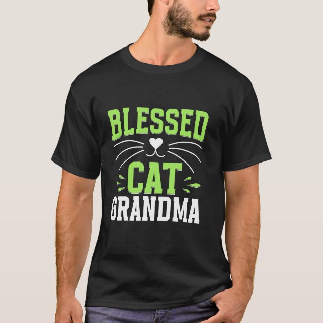 Gesegnete Katzen-Oma T-Shirt (Vorderseite)