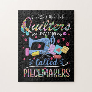 Gesegnete Quilters-Piecemakers beenden Nähgeschen Puzzle