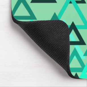 Gesenkte Dreiecke Mousepad