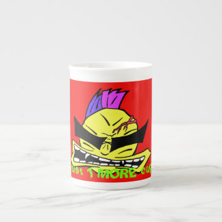 Gesicht eine weitere Schalen-Kaffeetasse Prozellantasse