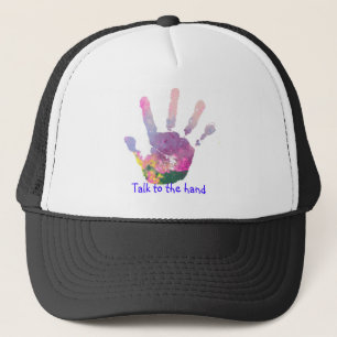 Gespräch zur Hand Truckerkappe